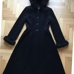 Elegant Black Fur-Trimmed Coat